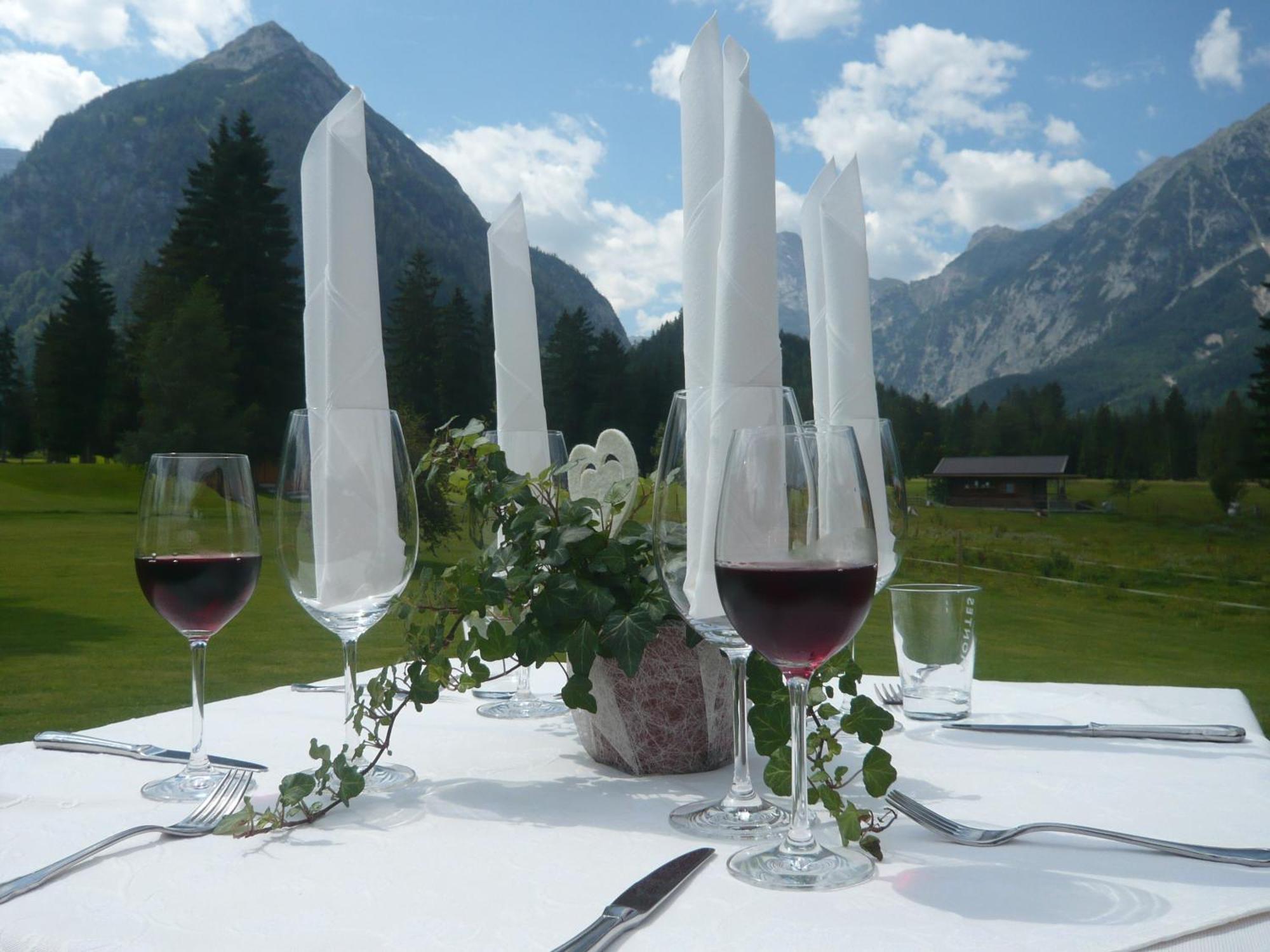Hotel Karlwirt Pertisau Exterior foto
